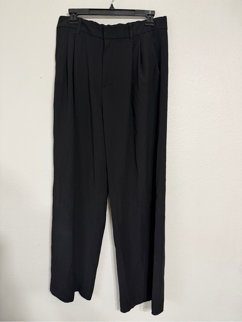 Black High-Waist Pleated Wide Leg Trousers